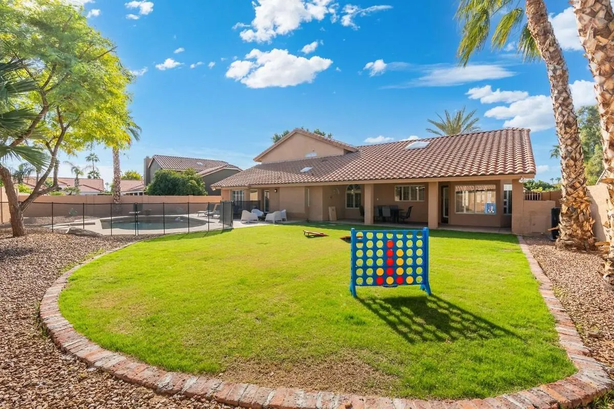 Holiday home Entertainer'S Dream! 7 Bedroom/4 Bath W Heated Pool & Spa Phoenix United States